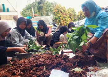 Peringatan Hari Lingkungan Hidup Nasional SMK Paramarta